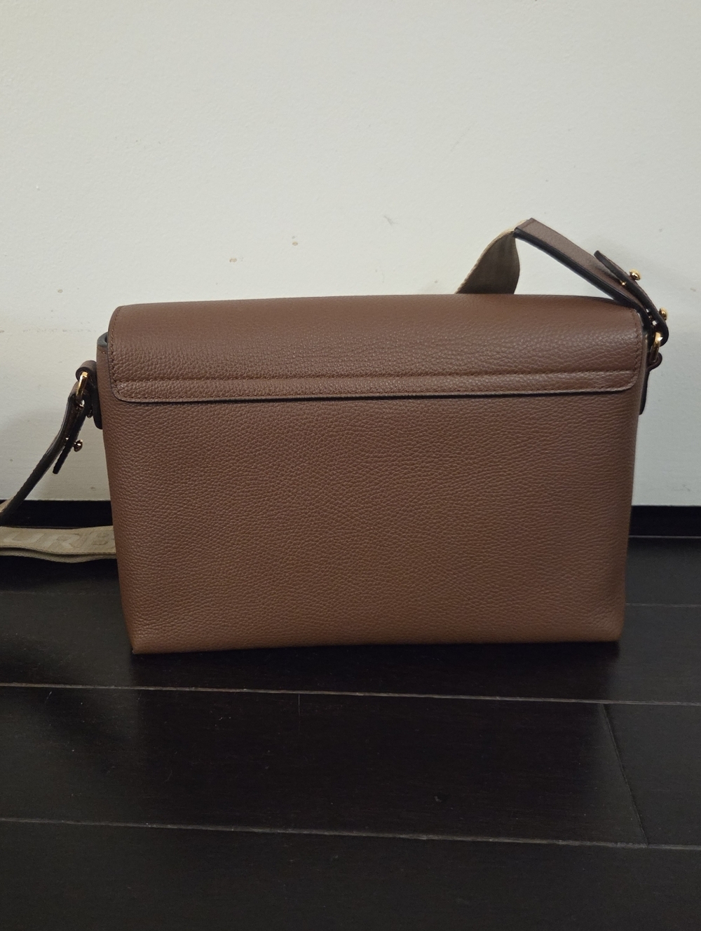 New Authentic Burberry Note Bag - Picture 6 of 11